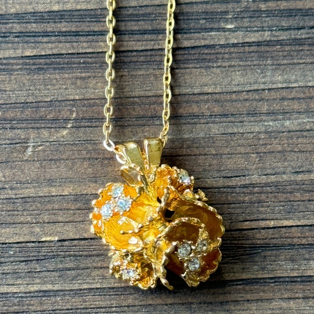 Gold Plated Cluster with Diamonds - NWT
